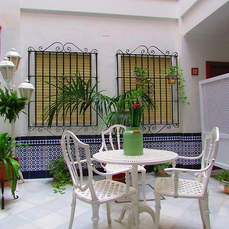 Hotel Mairena Майрена дел Алкор Екстериор снимка